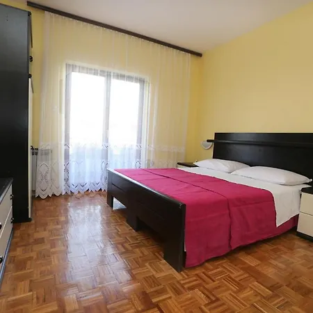 With A Parking Space - 11628 Apartamento Vodice